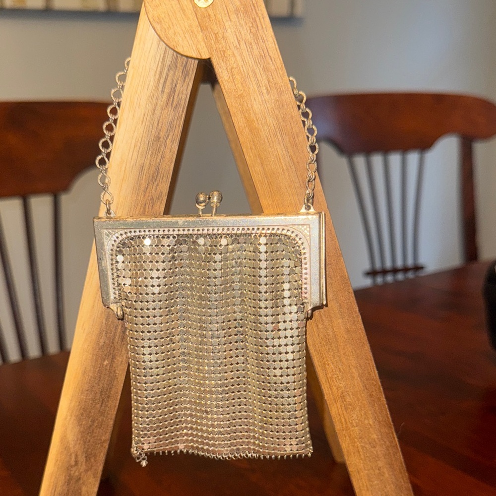 Art Deco Silver Mesh Coin Purse